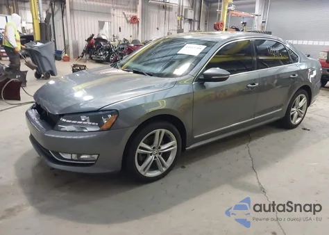 2012 Volkswagen Passat 3.6L V6 Sel Premium z USA, uszkodzony, nr VIN 1VWCM7A34CC058440